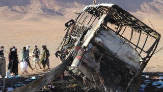 Un accidente de tráfico en Afganistán deja al menos 71 muertos
