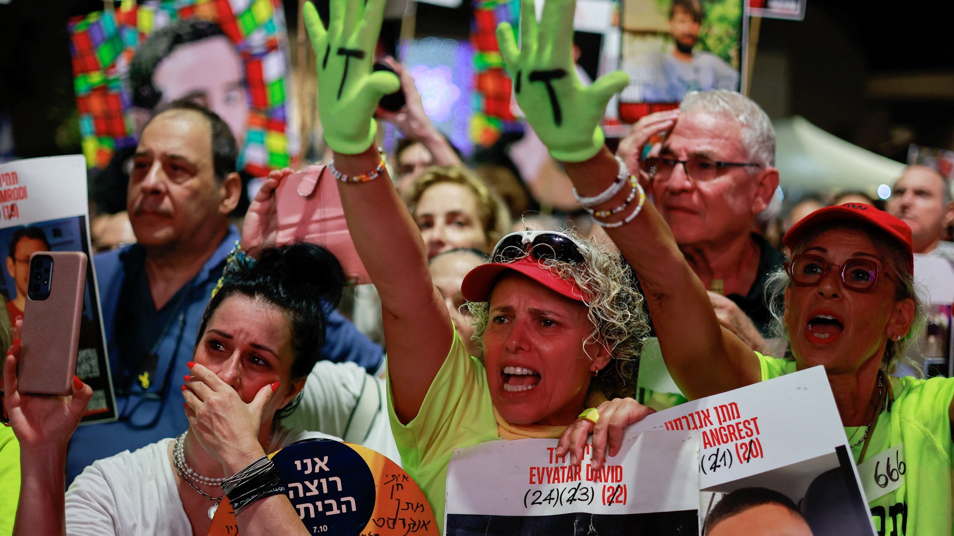 Familiar del rehén del vídeo: "Hamás no puede disponer de la vida y la muerte con tal barbarie"