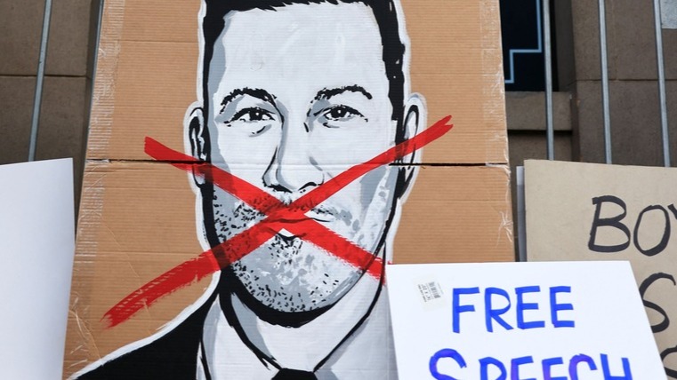 Trump sobre cadenas de televisión