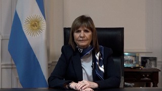 Patricia Bullrich acusa a la oposición de 