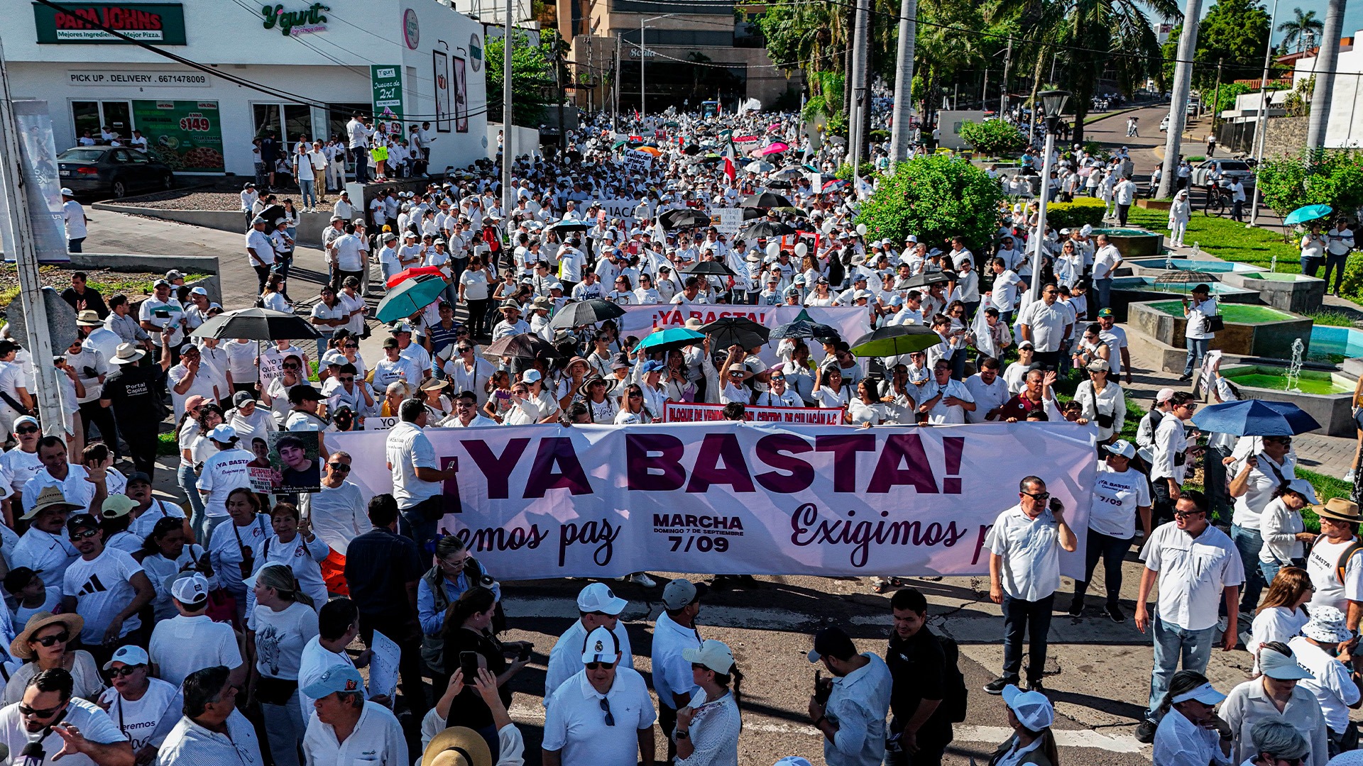 Miles de ciudadanos marchan para exigir paz y justicia en Culiacán