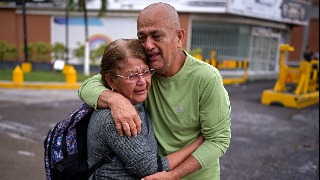 Venezuela libera a 18 de los 24 periodistas que mantenía encarcelados