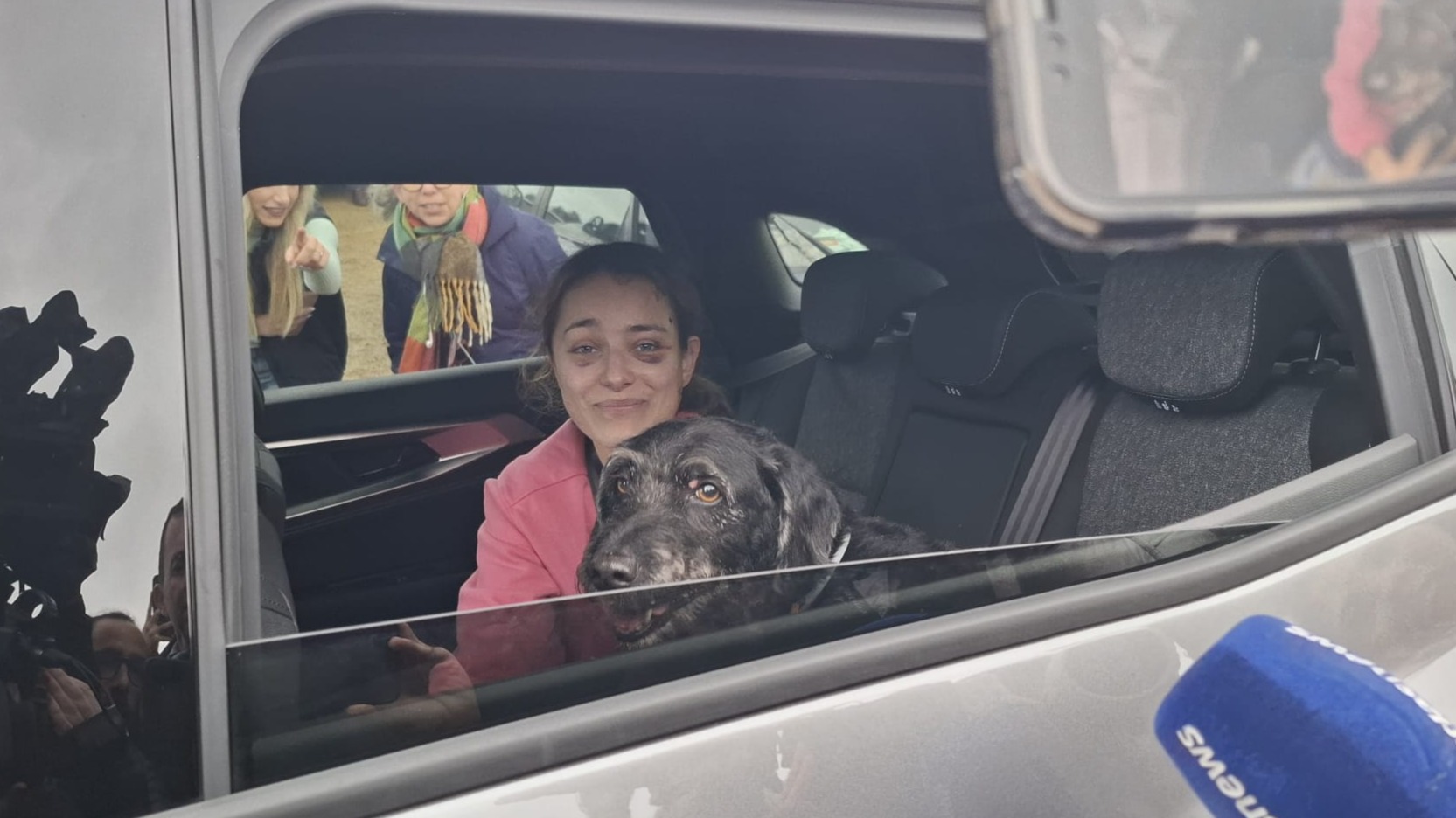 Boro, el perro desaparecido en Adamuz, vuelve con sus dueños