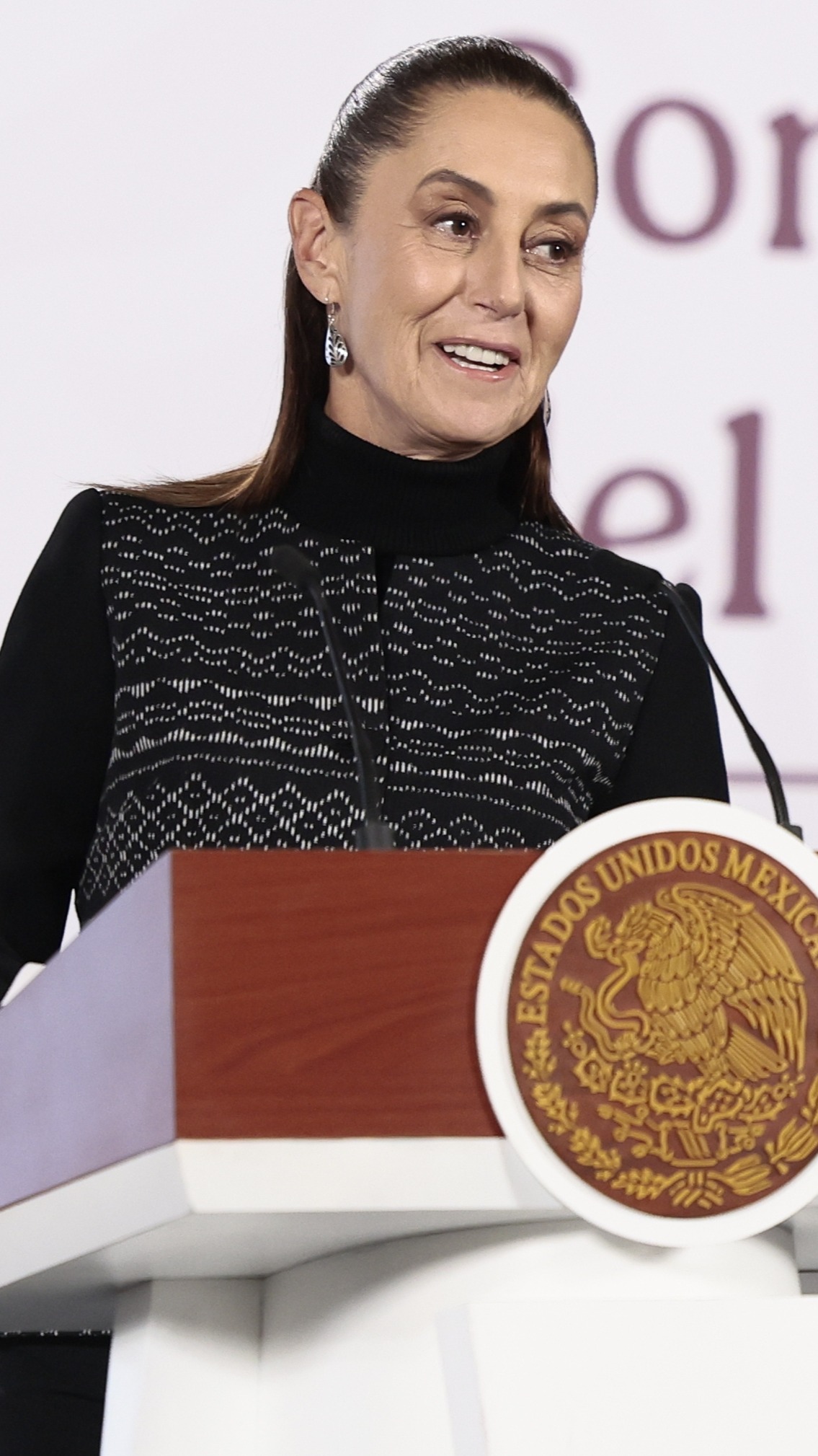 Claudia Sheinbaum pide a Corea del Sur más conciertos de BTS