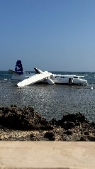 Un avión acaba en una playa de Somalia