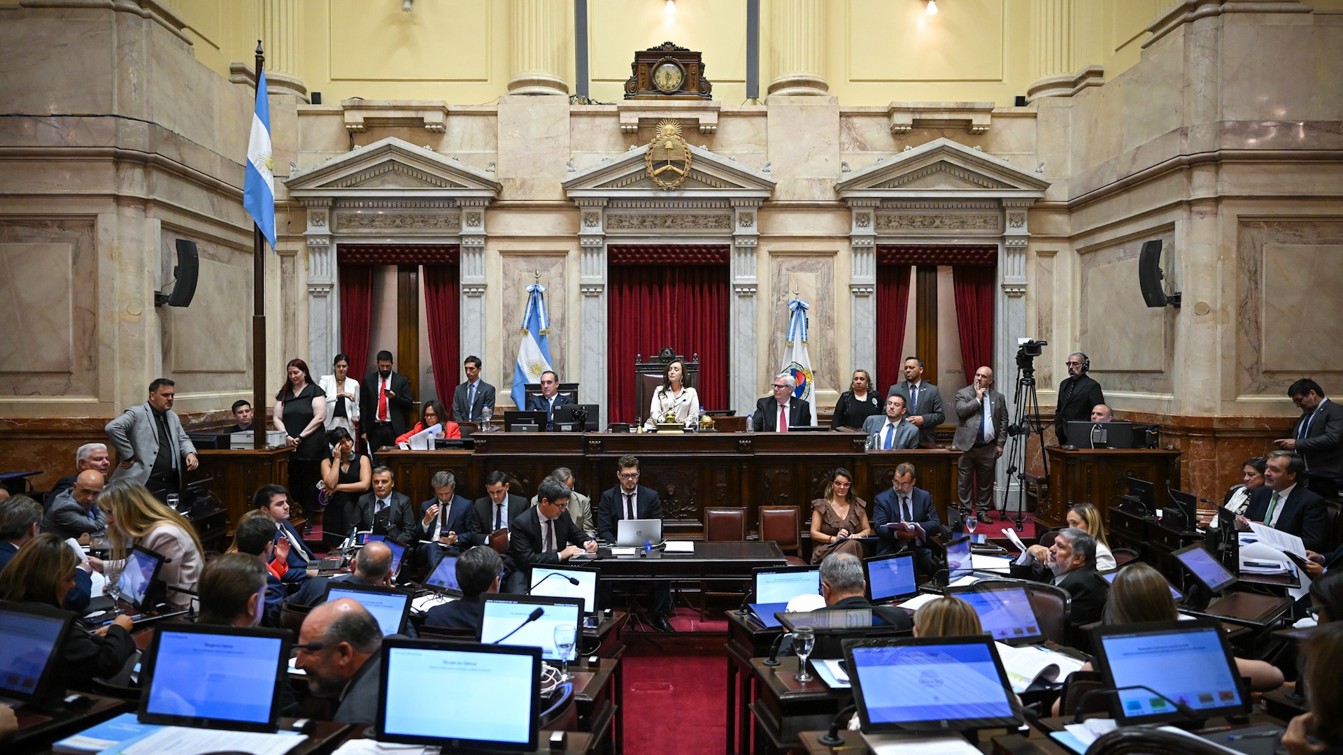 El Senado de Argentina aprueba la reforma laboral de Javier Milei