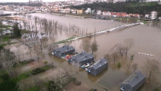 Más de 9.000 personas son evacuadas en Coimbra por riesgo de inundaciones