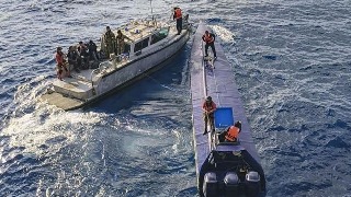 Incautación de cocaína en semisumergible en Colima