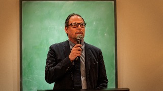 Jan Martínez Ahrens: “La identidad de EL PAÍS se ha mantenido intacta en medio siglo