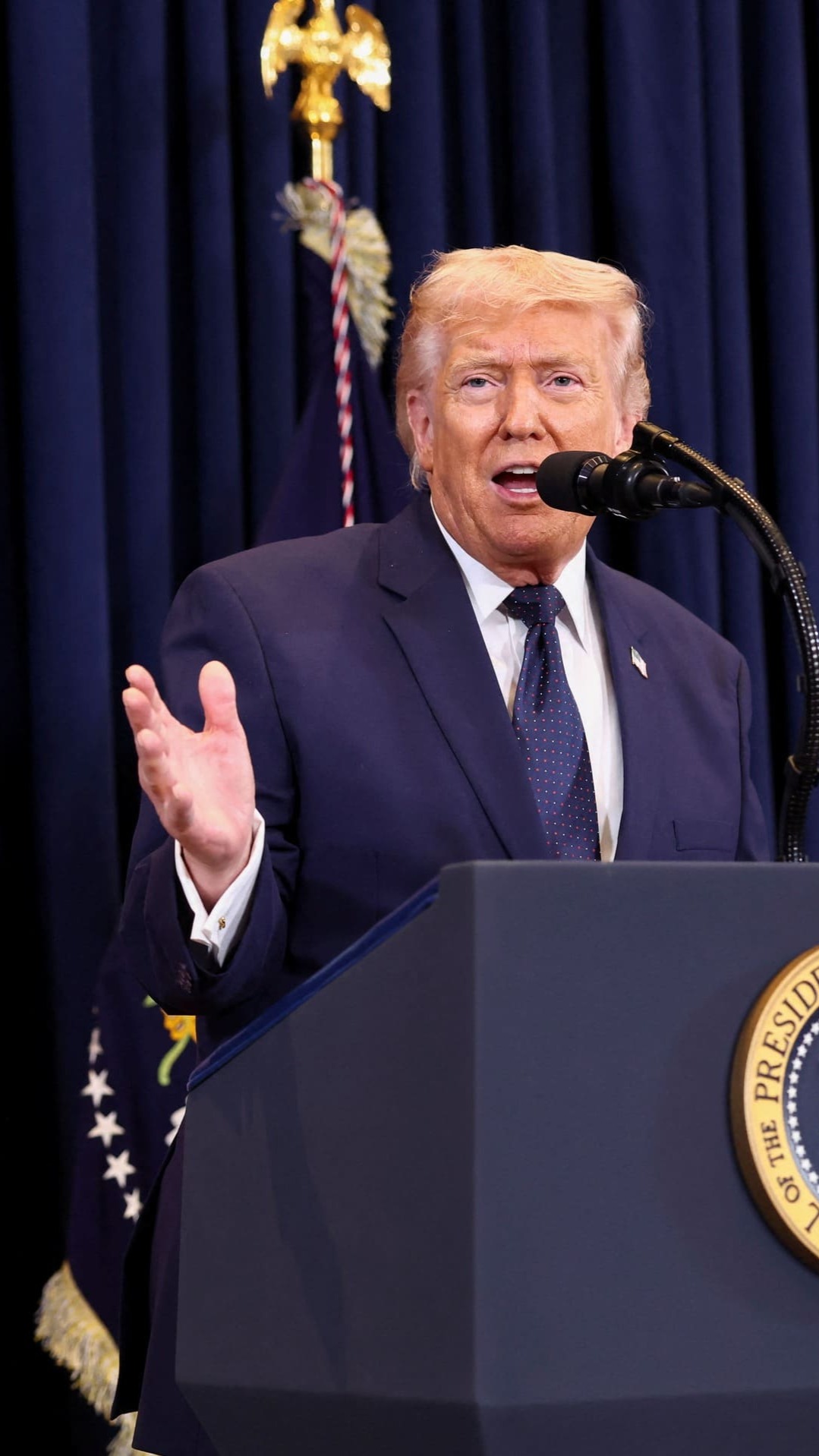 Trump: "No permitiré que un régimen terrorista tenga al mundo de rehén"