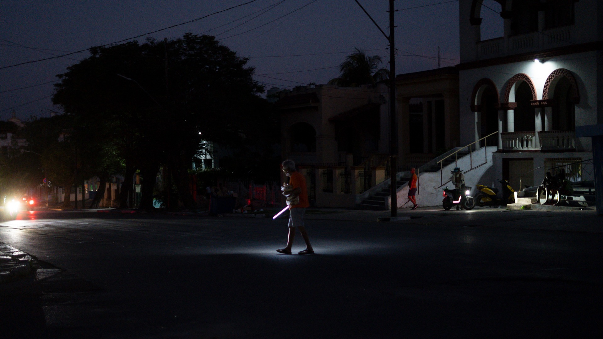 Cuba se queda sin luz por el colapso del 100% de su sistema eléctrico