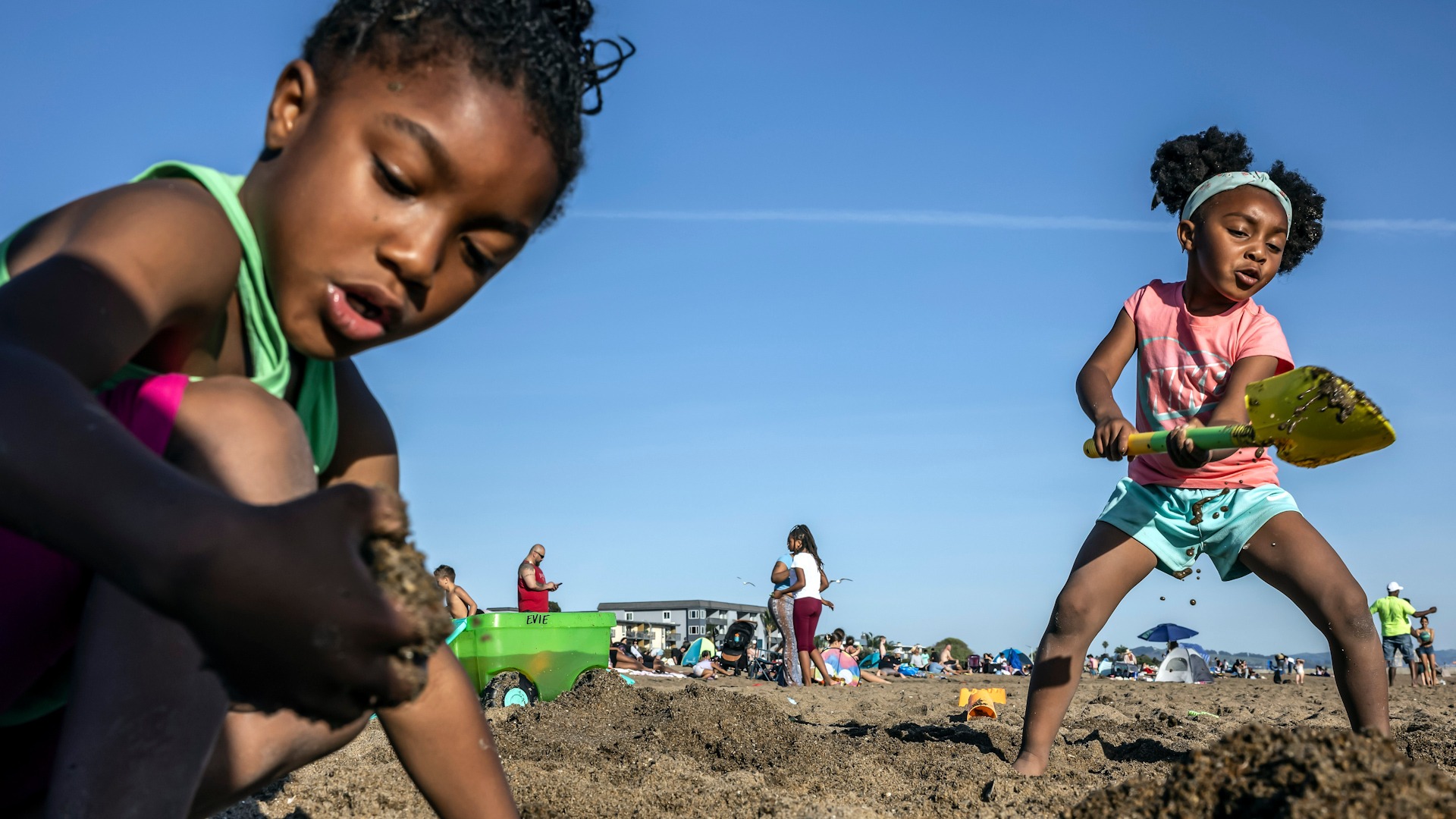Ola de calor azota el sur de California en el final de la temporada invernal