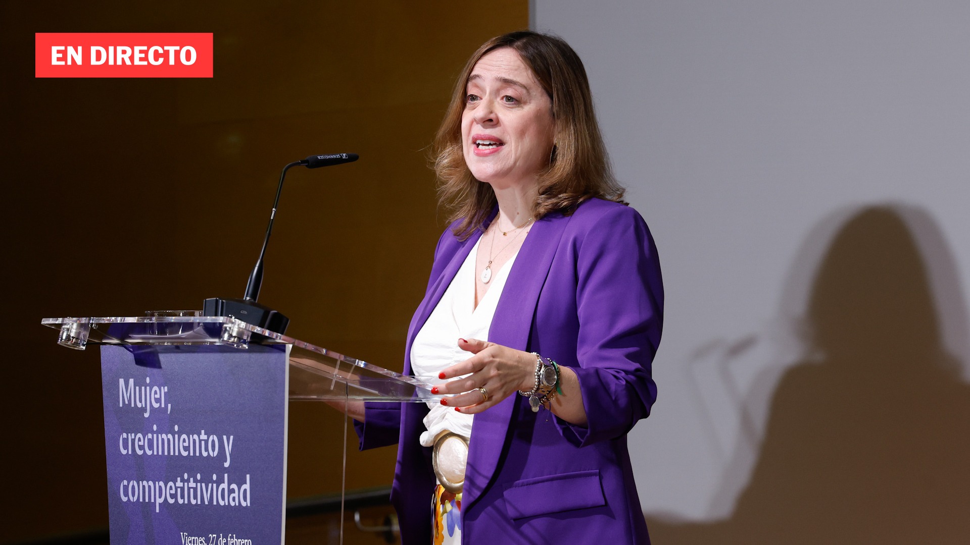 a secretaria de Estado de Comercio comparece en la Comisión de Defensa, en directo