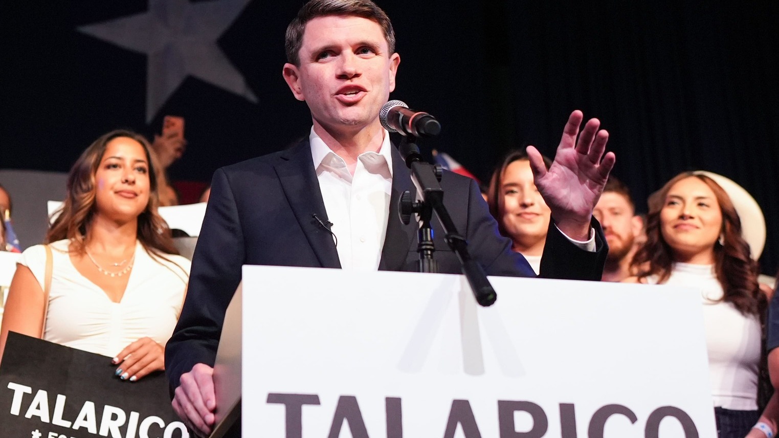 James Talarico gana las primarias para el Senado