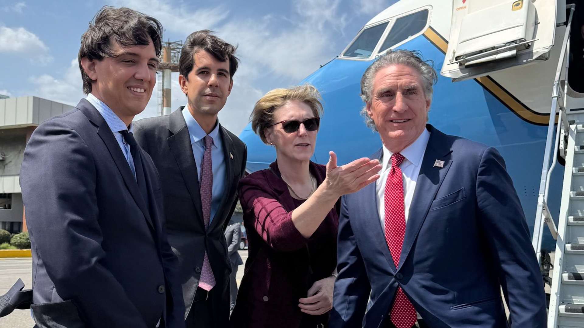 Secretario del interior de Estados Unidos llega a Venezuela