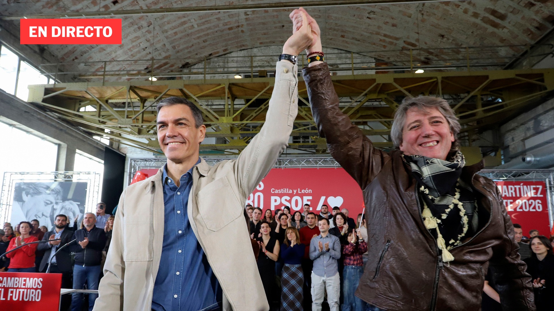 Pedro Sánchez y Carlos Martínez en un acto en Soria , en directo