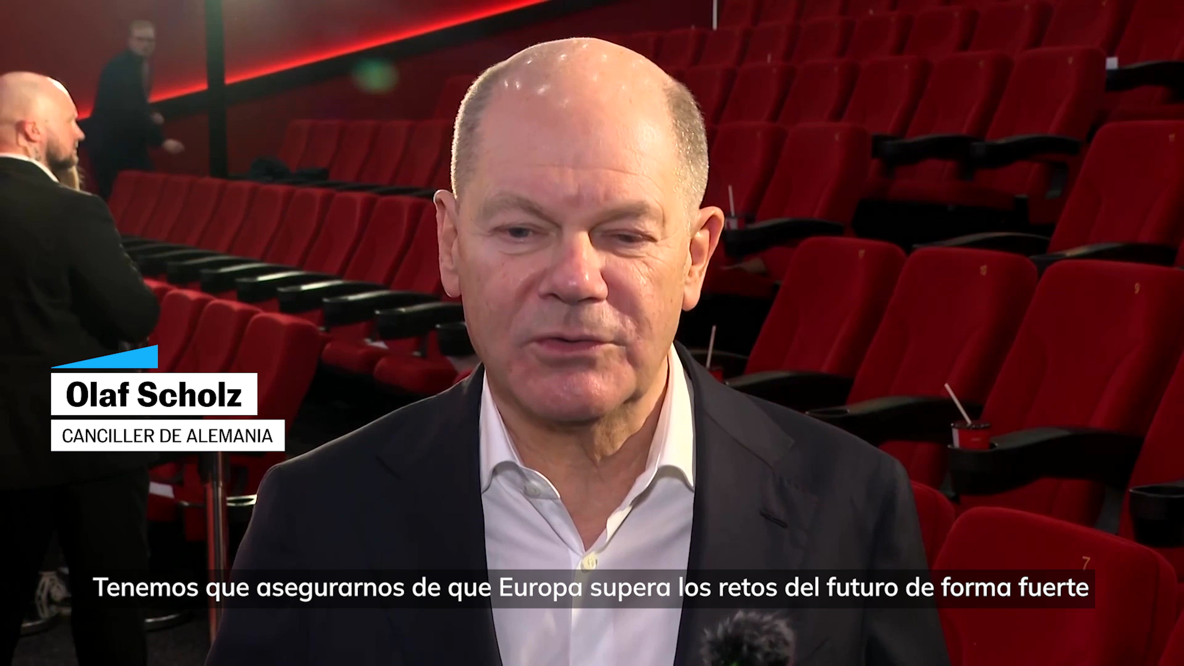 Scholz aboga por una Europa "fuerte y soberana" antes de las conversaciones sobre seguridad en París