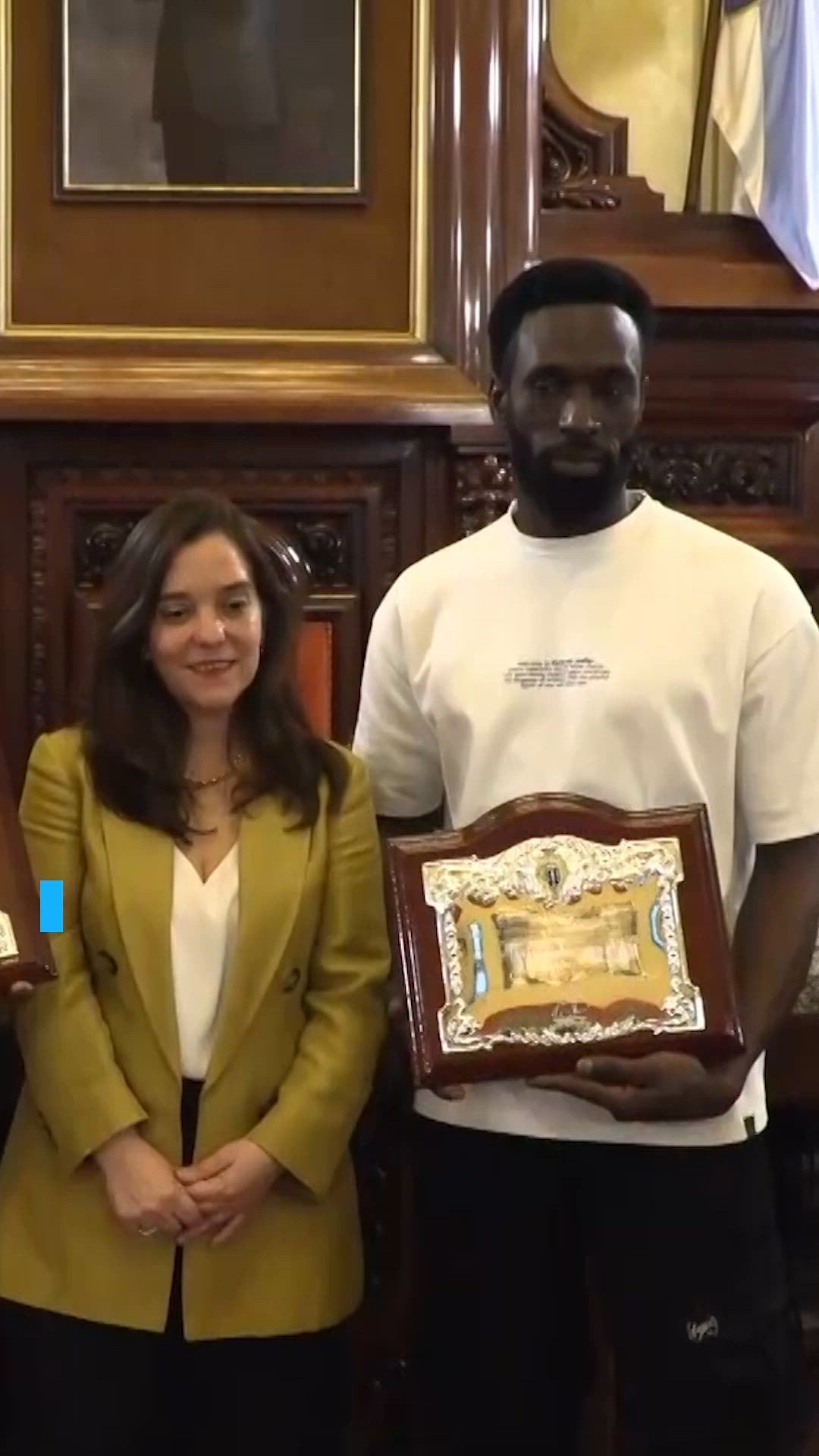 A Coruña nombra a los dos senegaleses que intentaron ayudar a Samuel Luiz hijos adoptivos