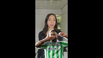 Los goles contra la guerra de Bakambu