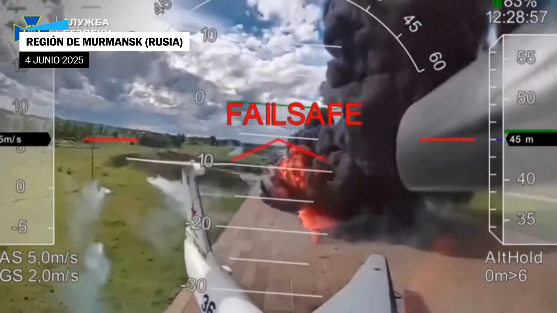 Las autoridades ucranianas difunden nuevas imagenes del ataque con drones sobre bases aéreas rusas