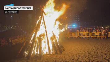 Imagenes de las hoguera de la noche de San Juan en España