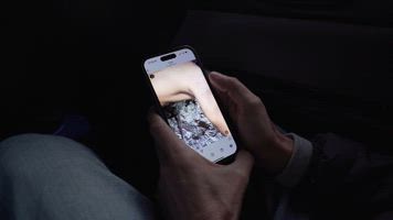 La vida de los mineros influencers de Colombia