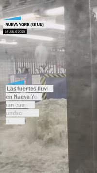 Las fuertes lluvias en Nueva York han causado inundaciones en el metro de la ciudad