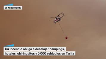 Un incendio en Tarifa obliga a evacuar campings, hoteles y 5.000 vehículos