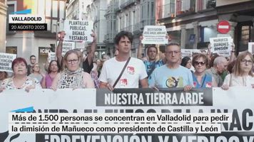 Más de 1.500 personas se concentran en Valladolid para pedir la dimisión de Mañueco como presidente