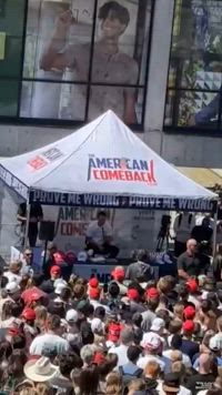 Disparo contra Charlie Kirk