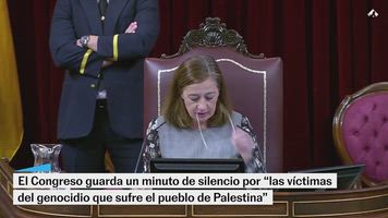 El Congreso guarda un minuto de silencio por 