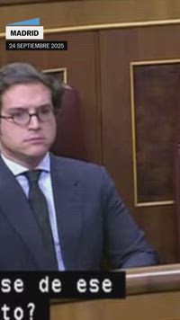 Armengol llama la atención al diputado de Vox José M. Figaredo por un golpe al microfono