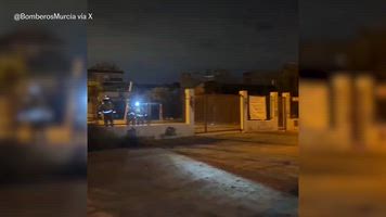 Unos vecinos se quejan tras escuchar durante casi 5 horas seguidas la canción de ‘cumpleaños feliz’ por la noche