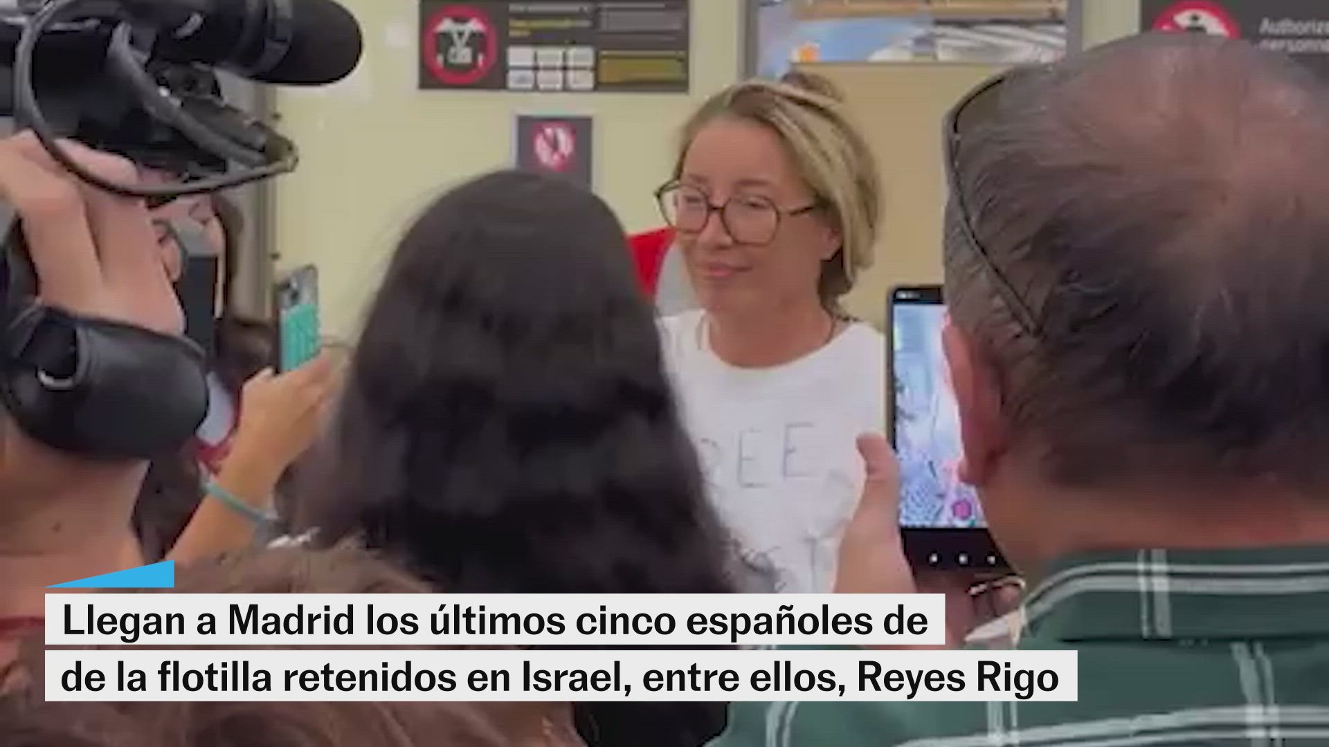 Llegan a Madrid los últimos cinco españoles de la flotilla retenidos en Israel, entre ellos, Reyes Rigo