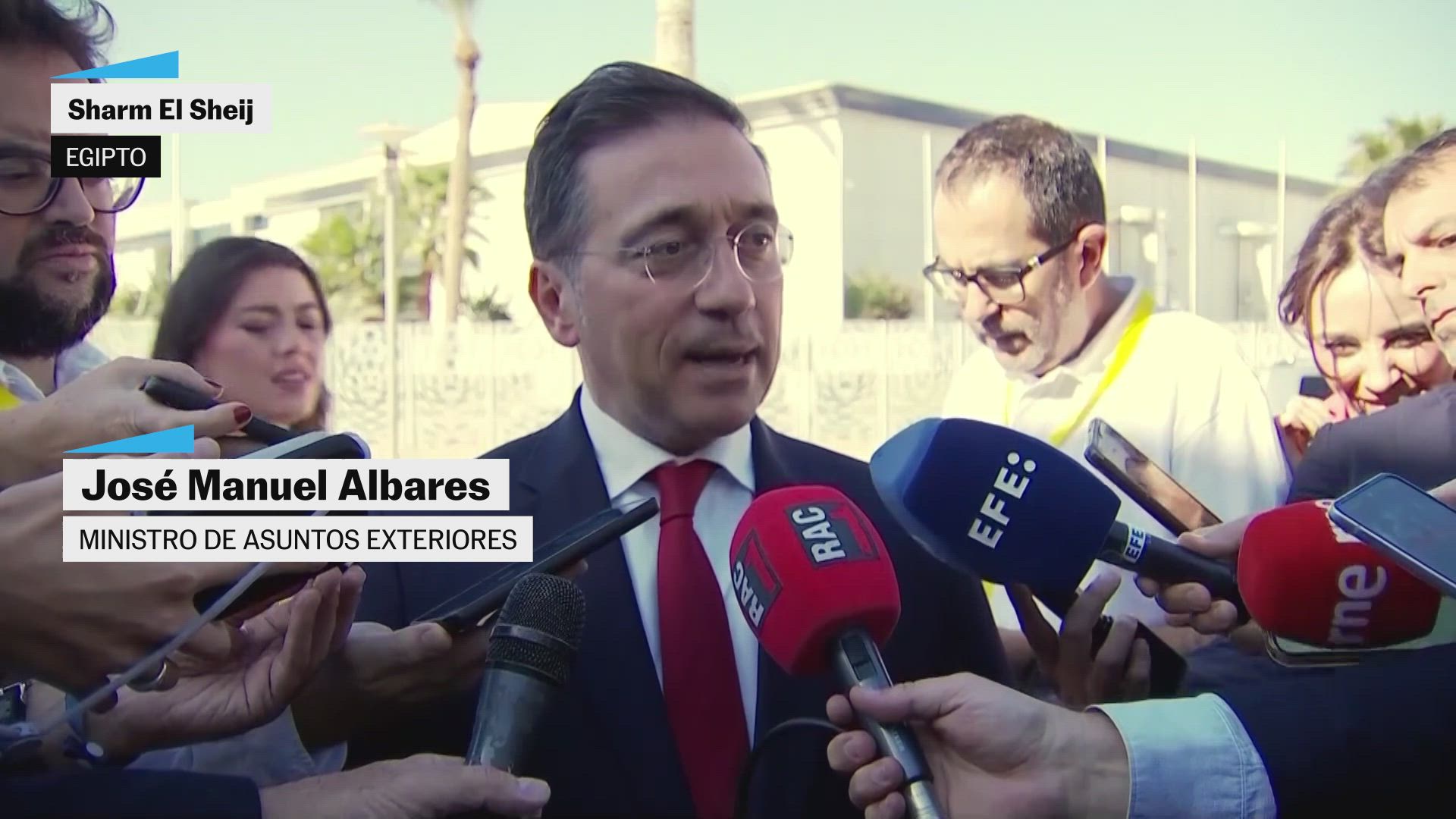 Albares: "Hay que felicitar a los mediadores que han logrado este momento que por fin ha llegado para los rehenes"