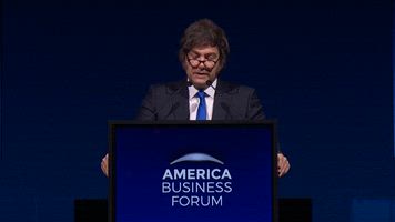 JAVIER MILEI elogia a su 