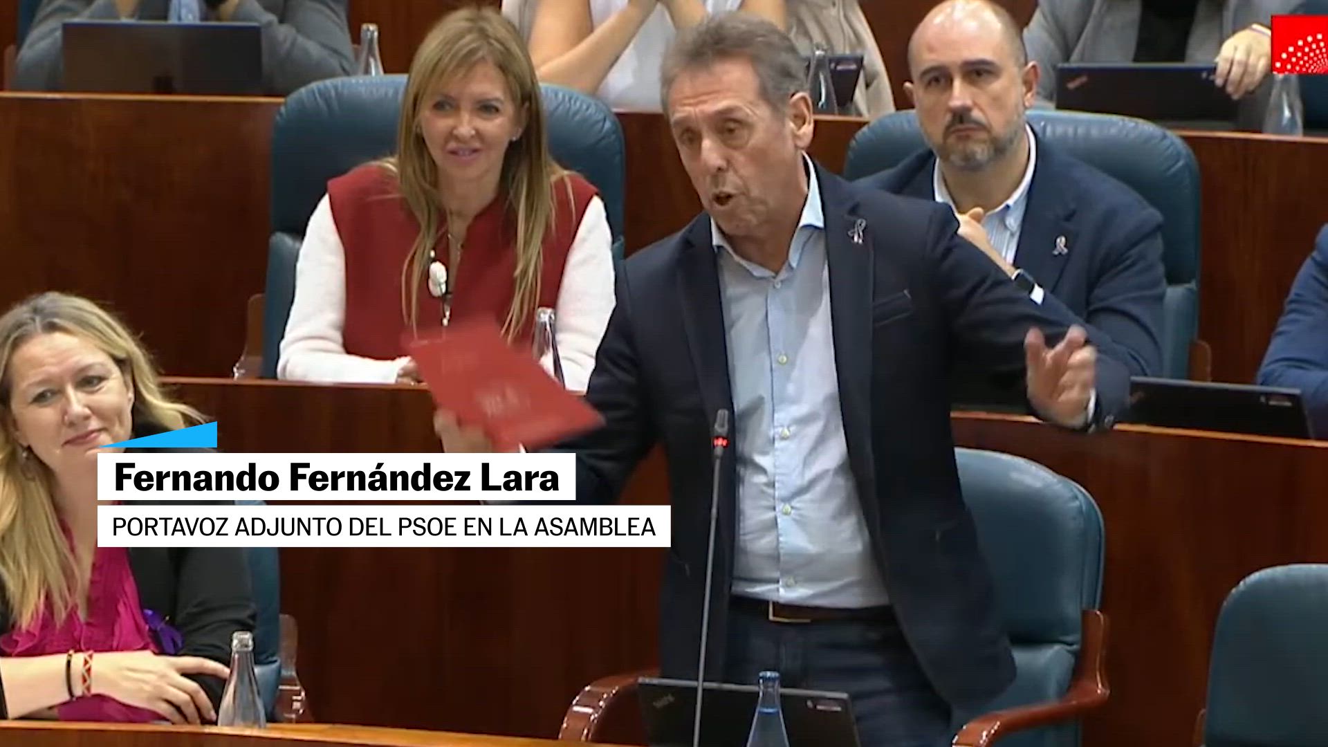 La adquisición del ático por el novio de Ayuso desata la polémica en el pleno de la Asamblea de Madrid