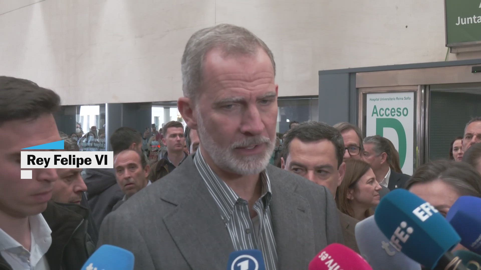 Los reyes reconocen la "alta profesionalidad" de todos los servicios en la emergencia