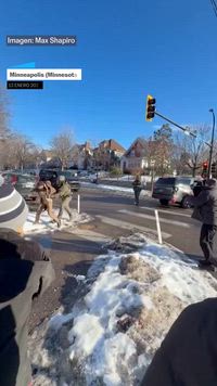 Vídeo de Alex Pretti en una protesta contra el ICE 11 días antes de su muerte