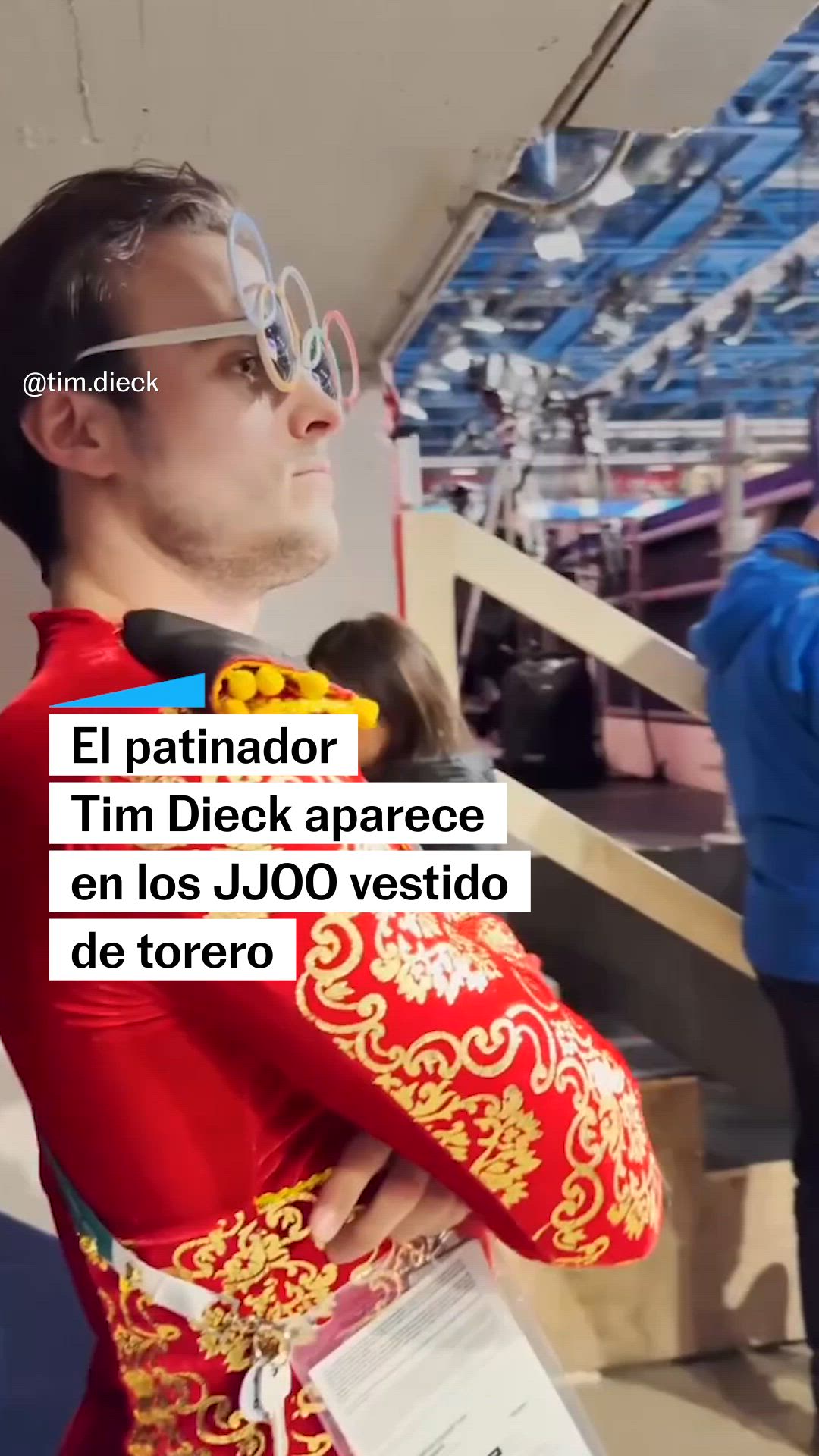 El patinador español Tim Dieck aparece vestido de torero en los JJOO