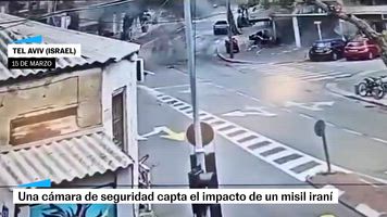 Una cámara de seguridad capta el impacto de un misil iraní