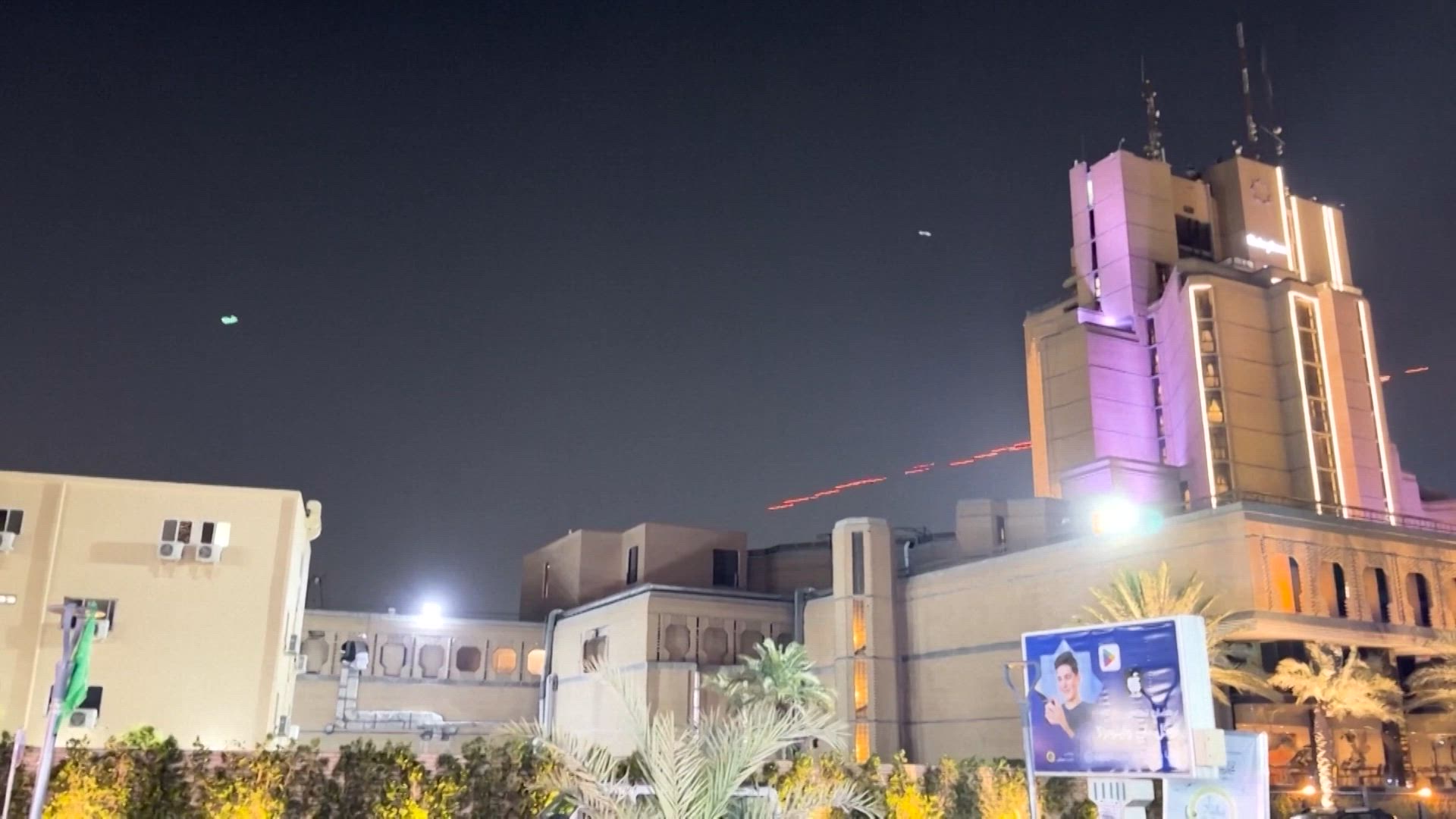 Irán ataca la embajada de EE UU en Bagdad (Irak)